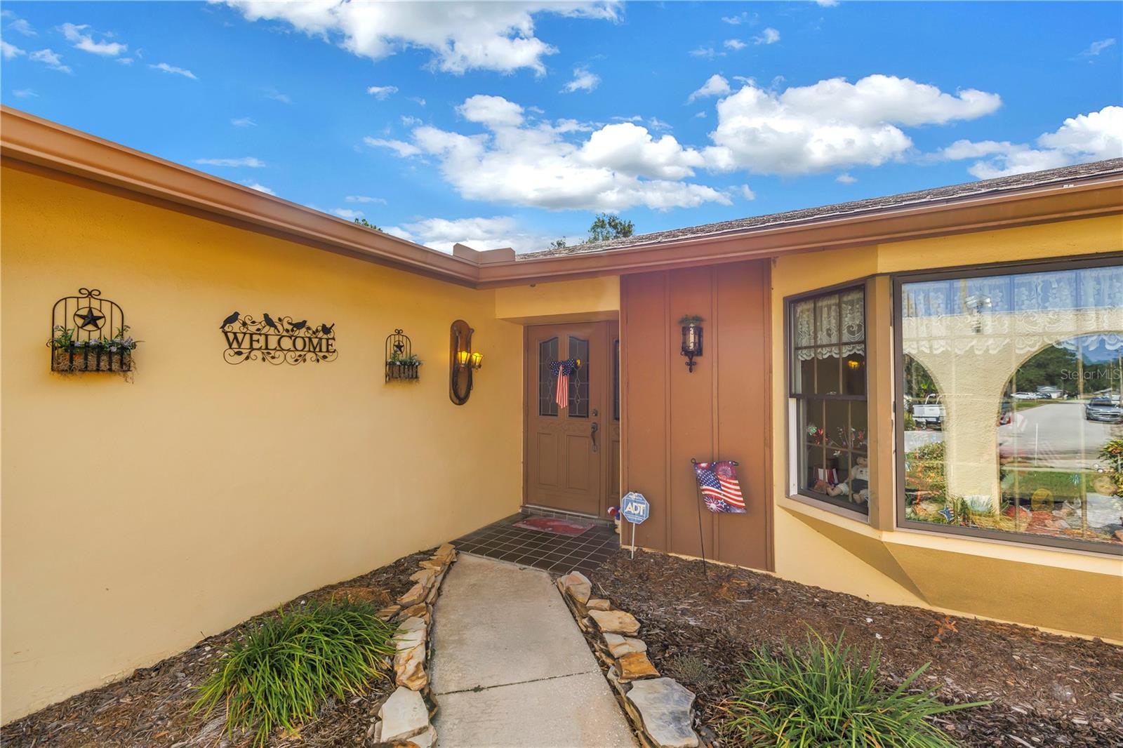 10657 Del Prado Dr E Property Photo 7