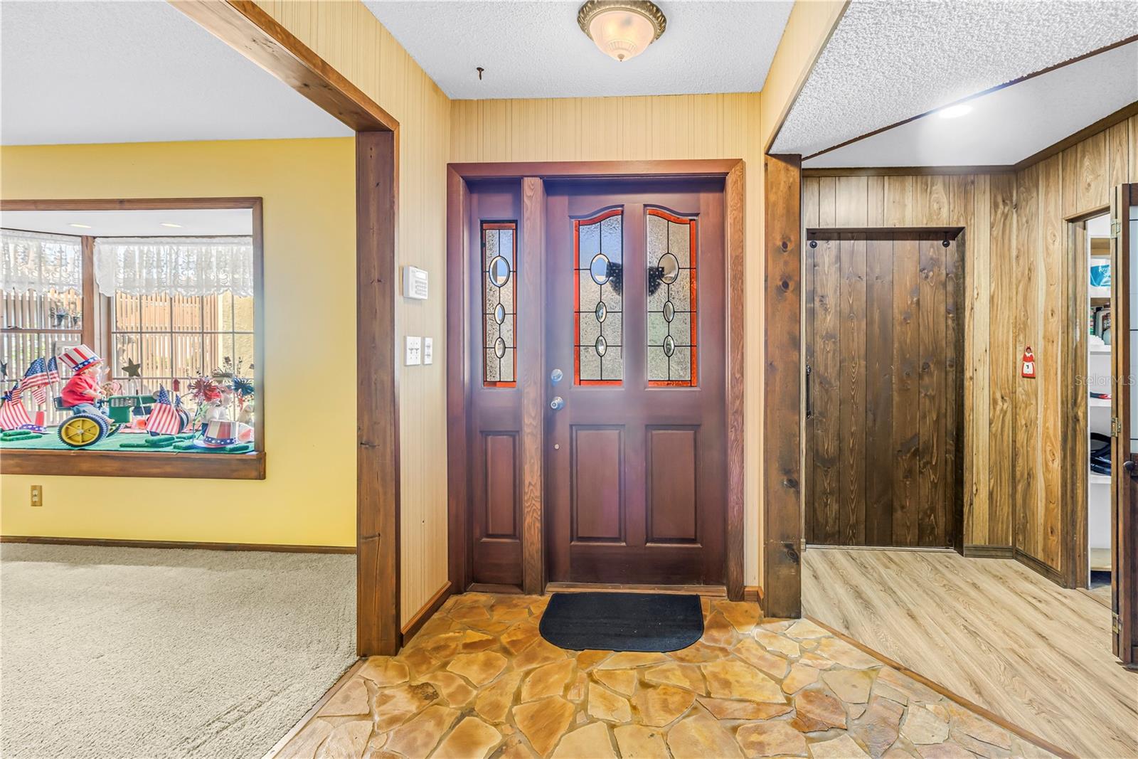 10657 Del Prado Dr E Property Photo 9