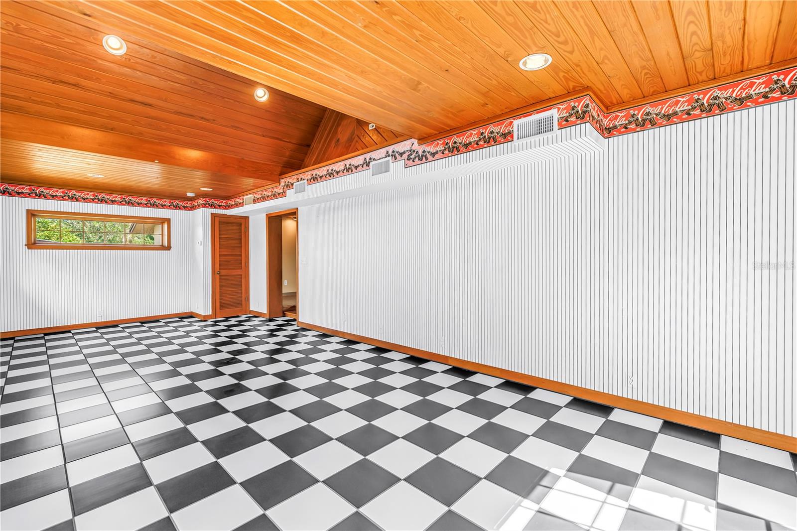 10657 Del Prado Dr E Property Photo 20