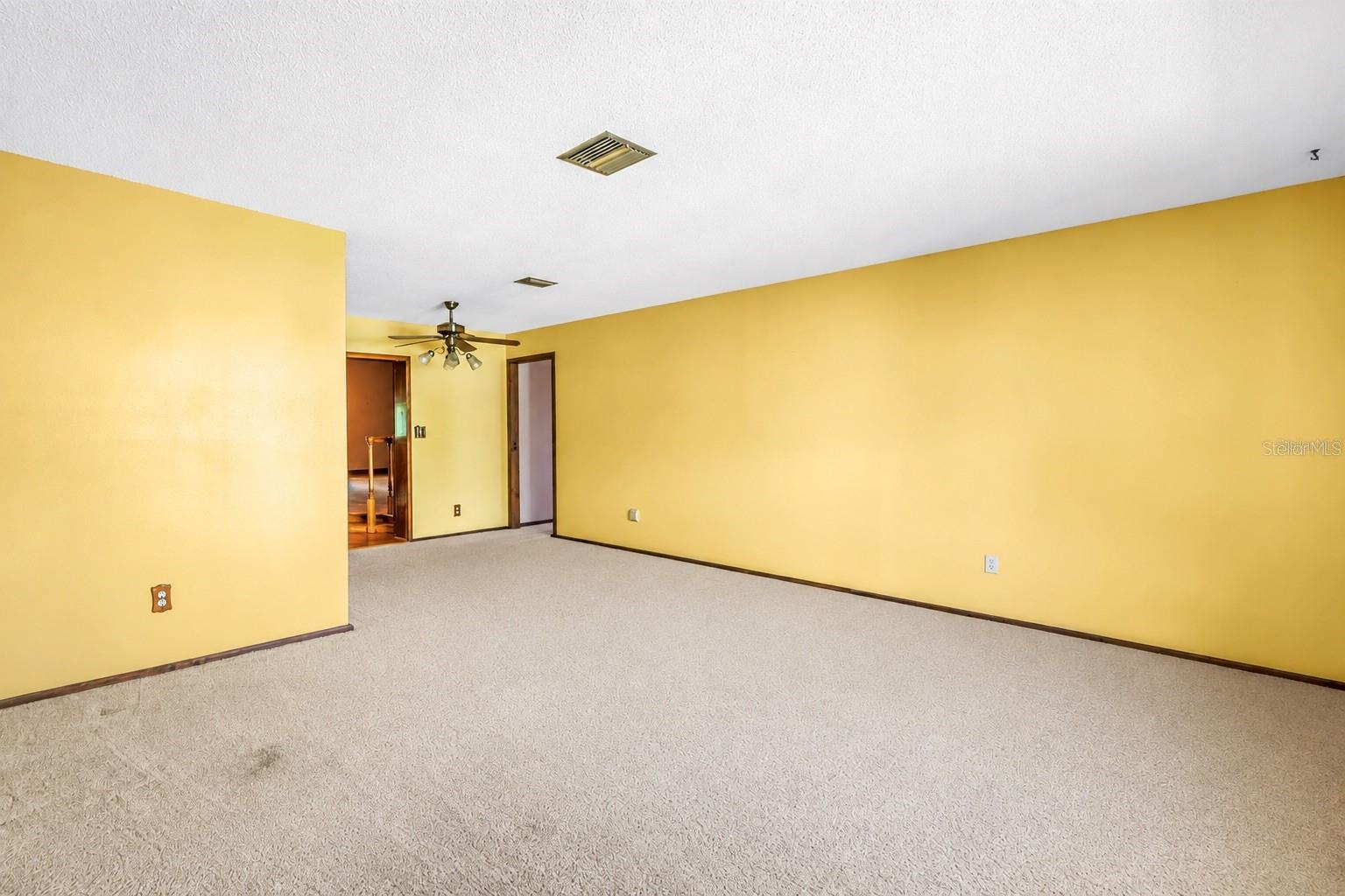 10657 Del Prado Dr E Property Photo 24