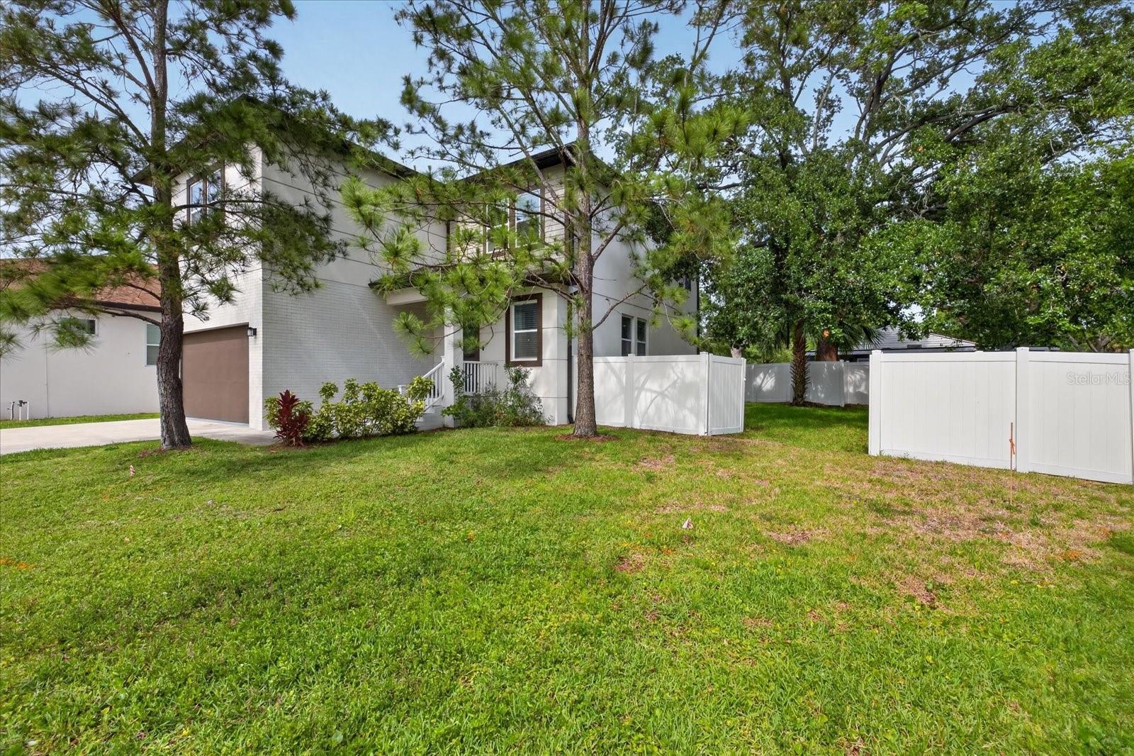 4102 S Trask St Property Photo 49