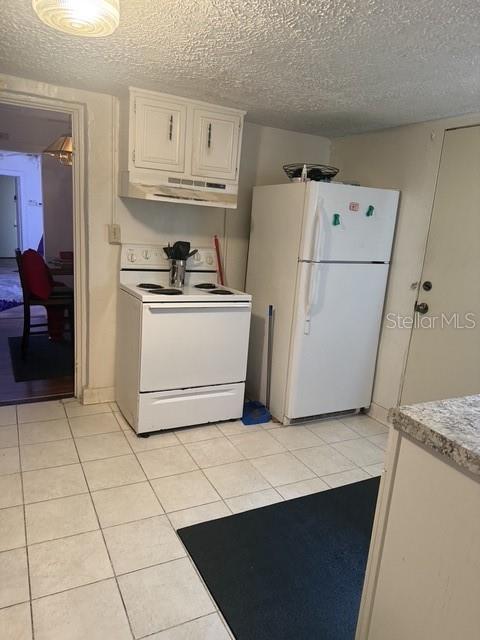 1715 W Carmen St Property Photo 11