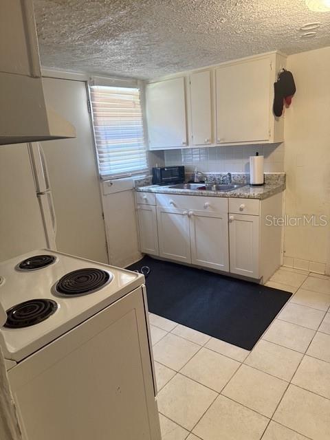 1715 W Carmen St Property Photo 12