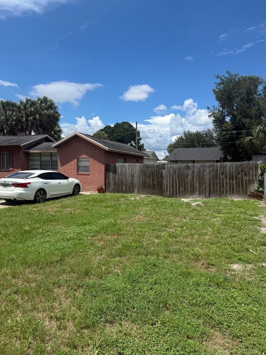 1715 W Carmen St Property Photo 22