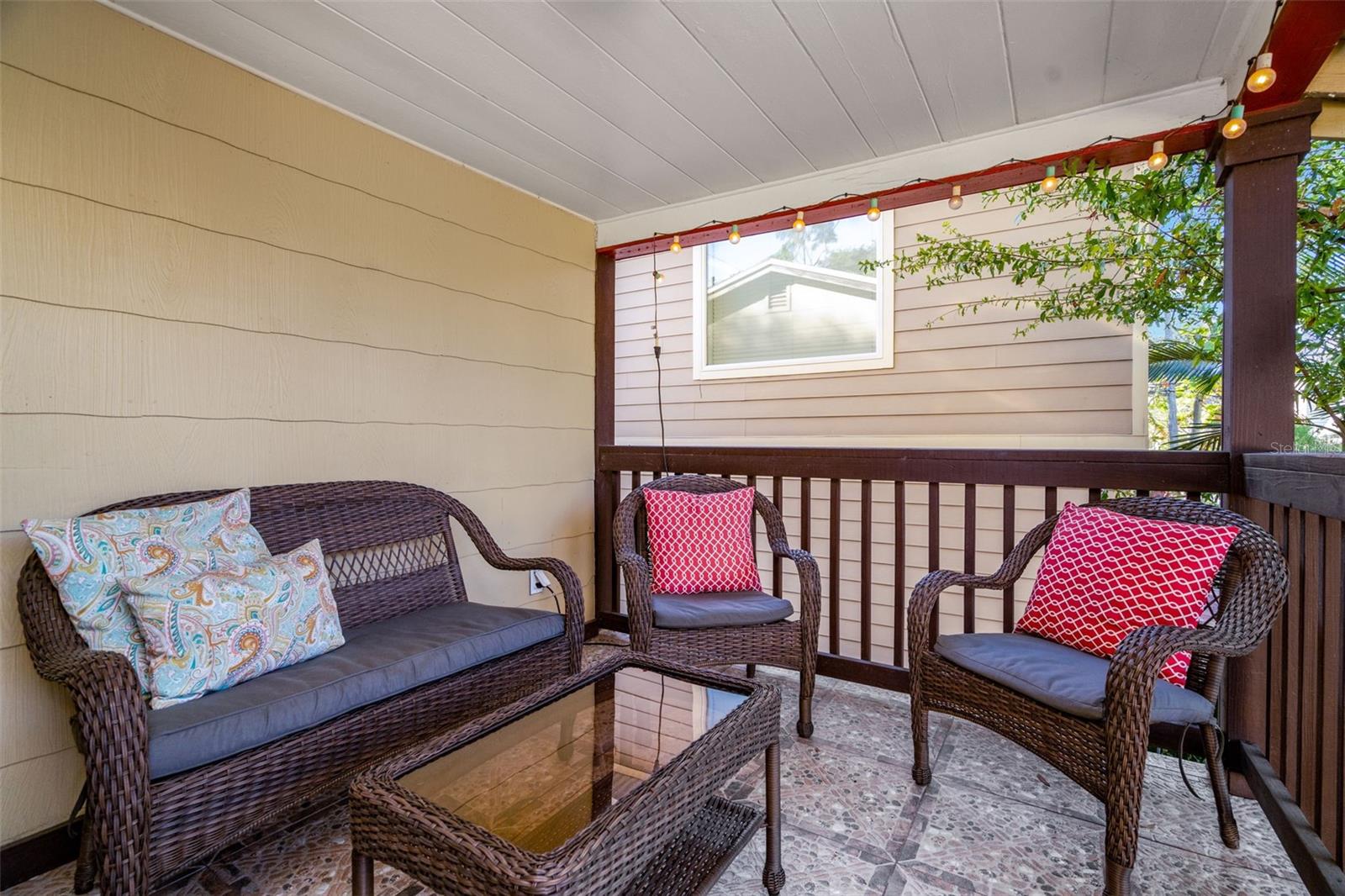 826 11th Ave S #apt 1 Property Photo 2
