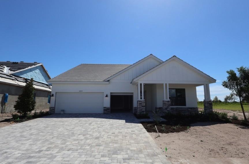 17577 Foxtail Loop Property Photo 2