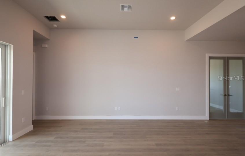 17577 Foxtail Loop Property Photo 12