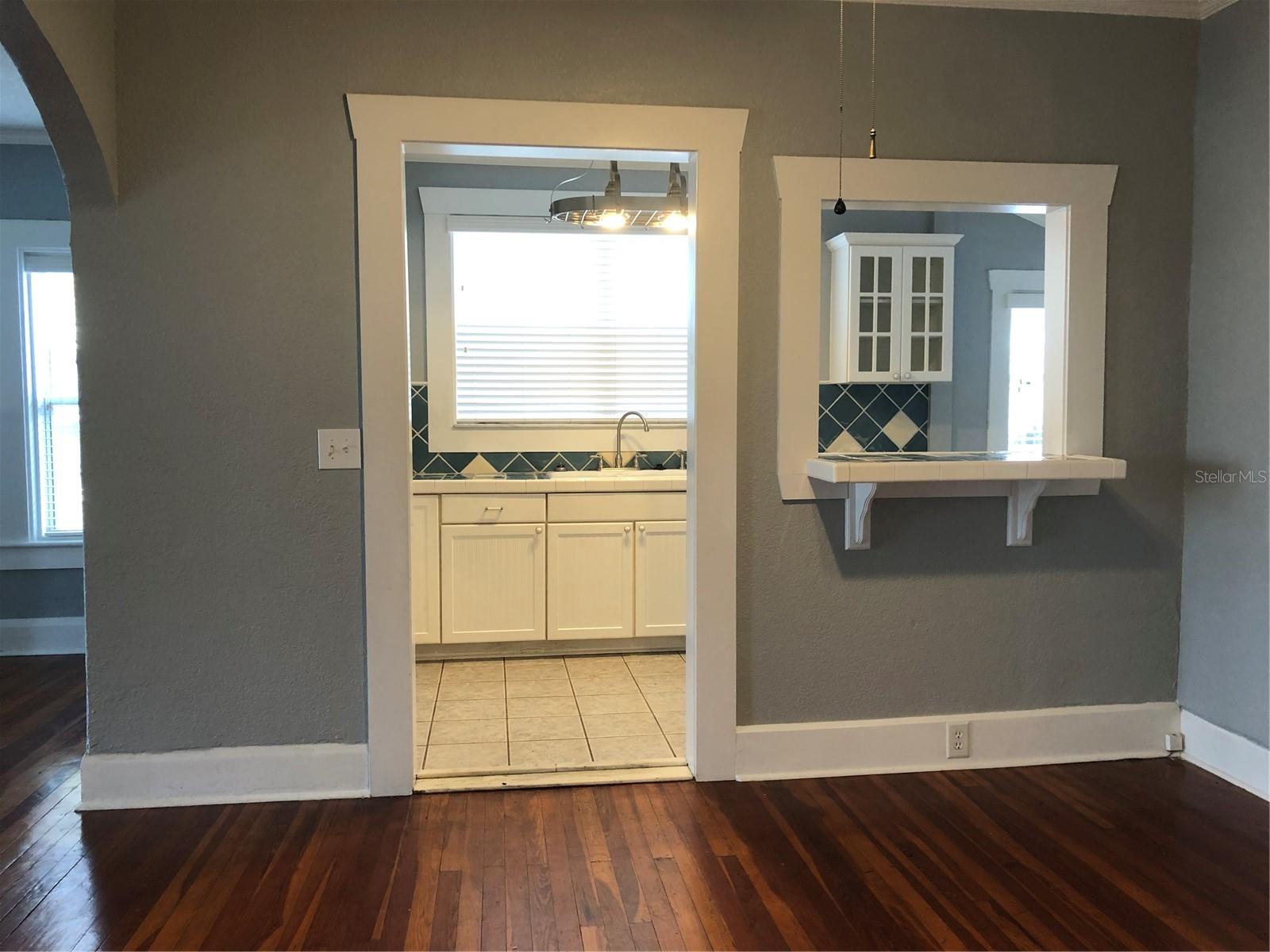 1209 E Comanche Ave Property Photo 8