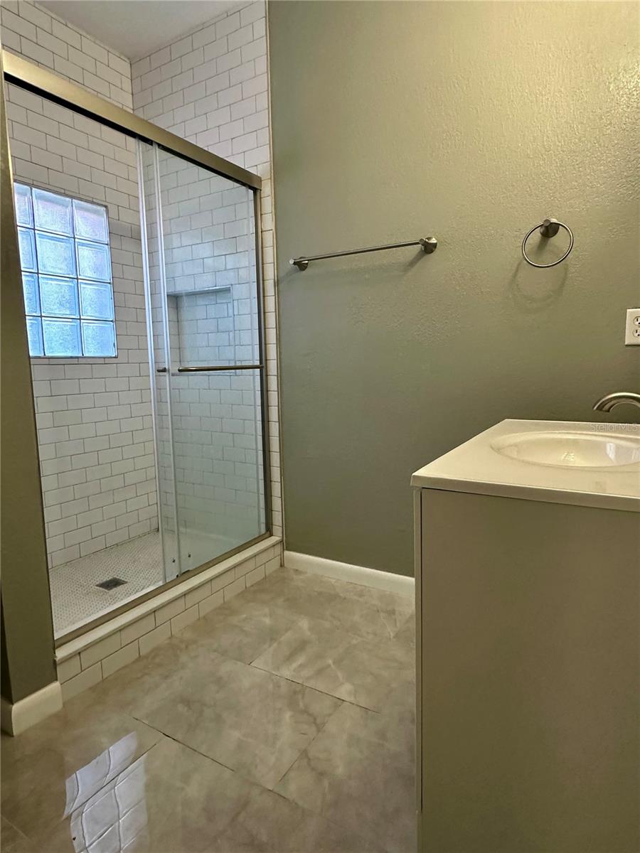 1209 E Comanche Ave Property Photo 13