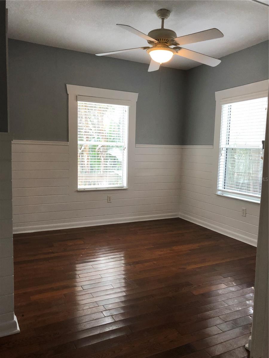 1209 E Comanche Ave Property Photo 18