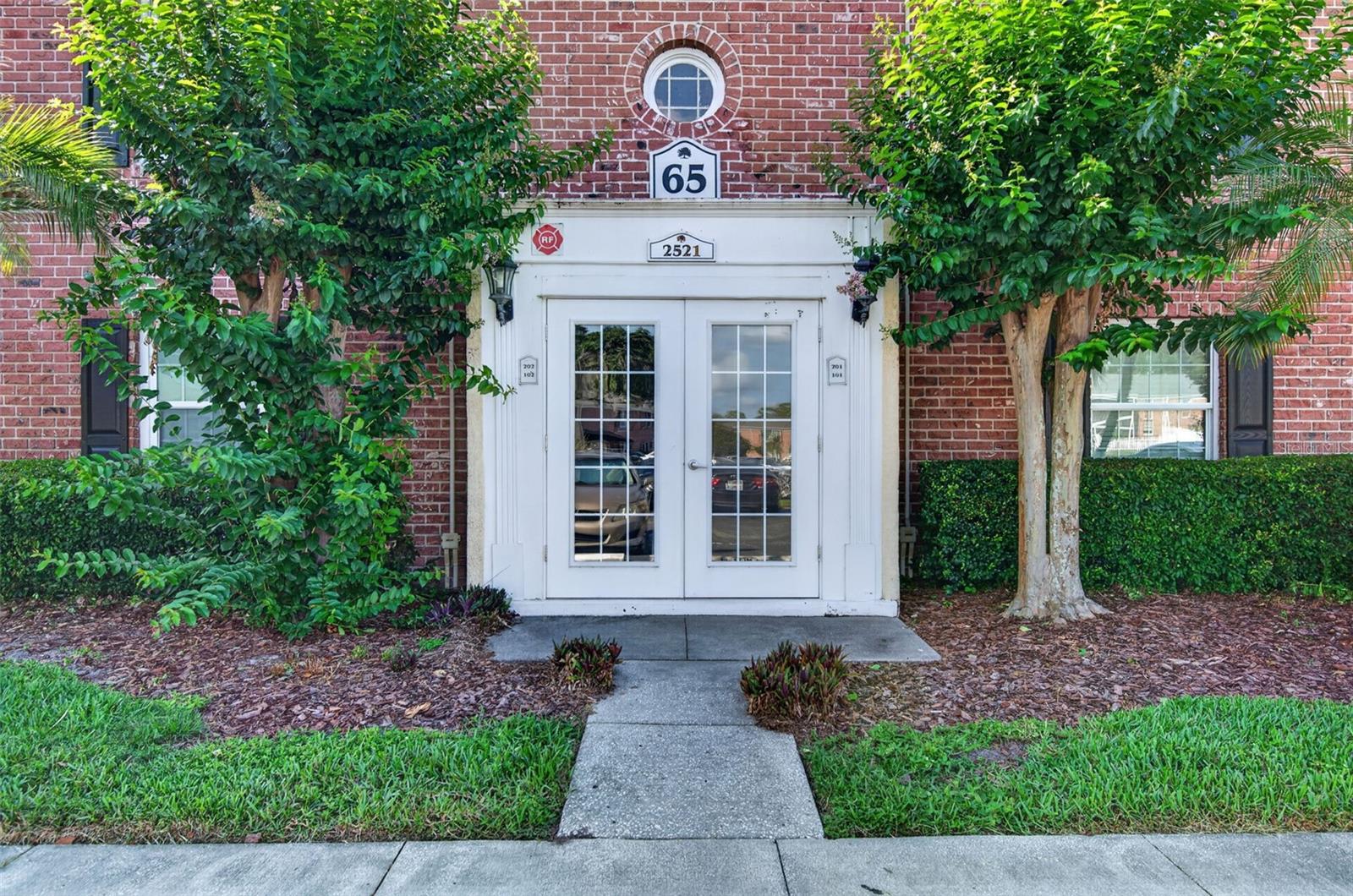 2521 Cedar Cypress Ct #101 Property Photo 3