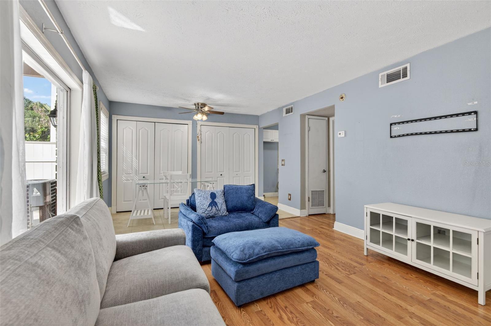 2521 Cedar Cypress Ct #101 Property Photo 6