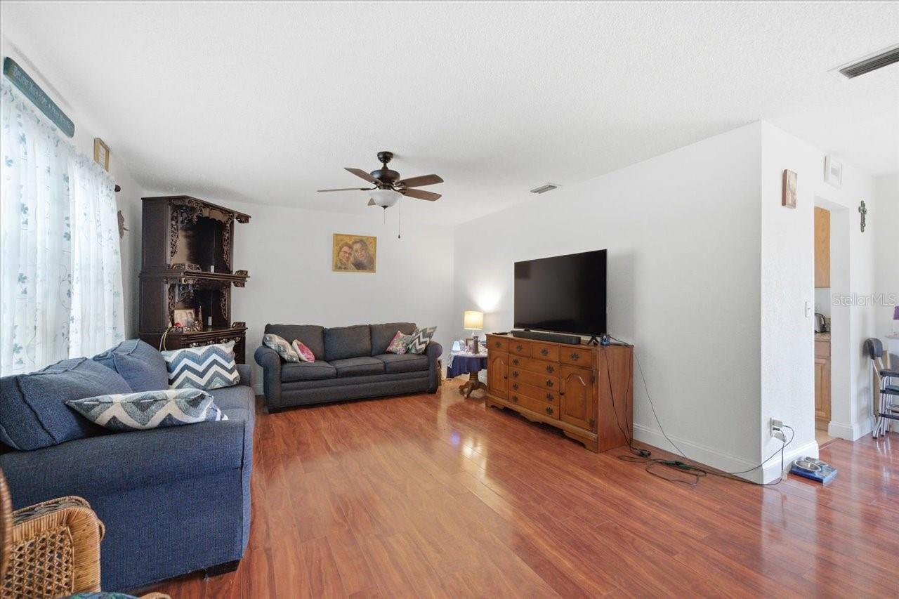 12452 Eddington Rd Property Photo 14
