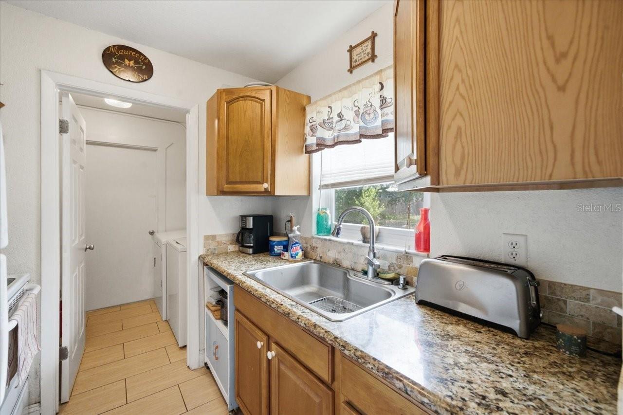 12452 Eddington Rd Property Photo 17
