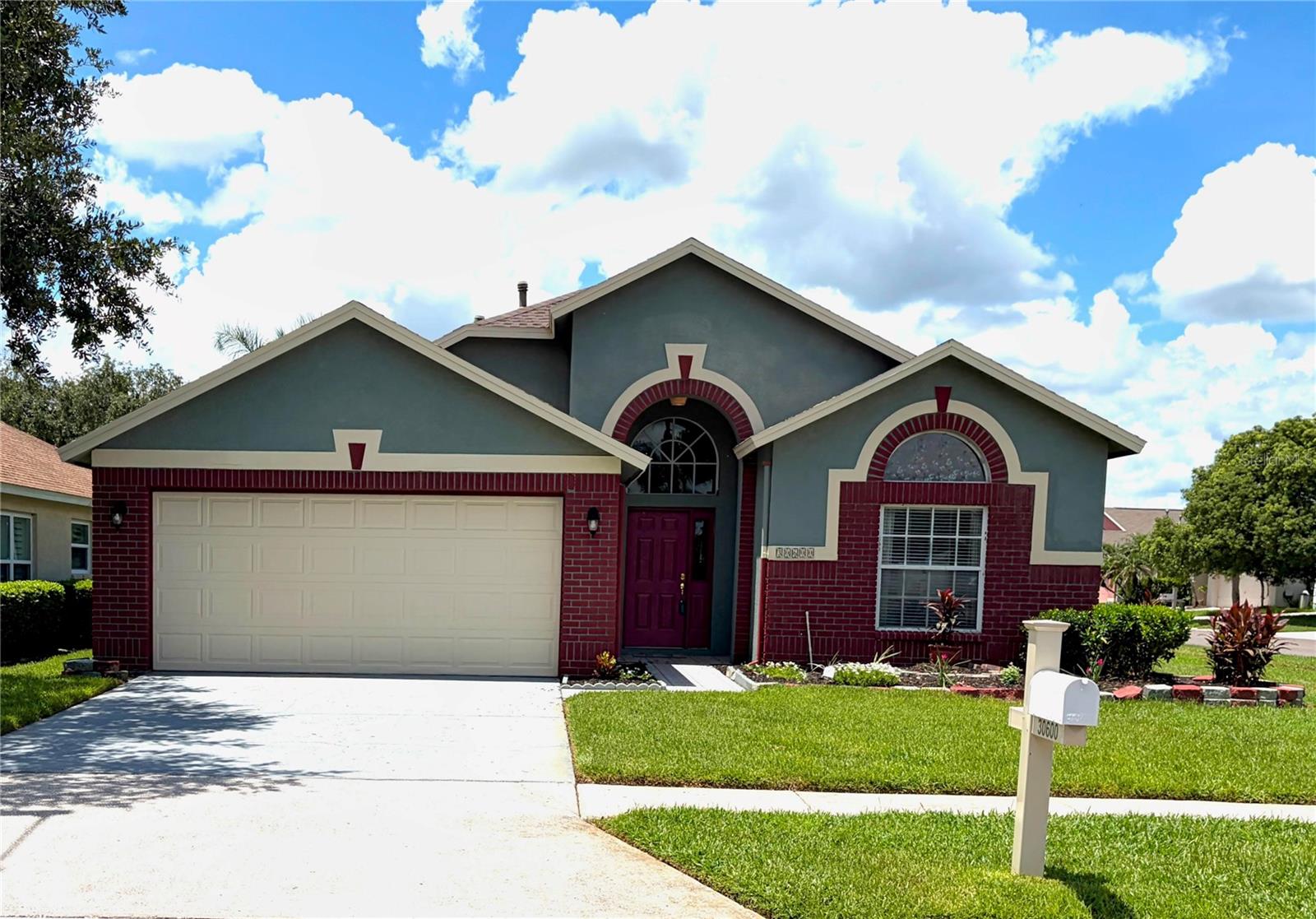 30600 NICKERSON LOOP Property Photo 1