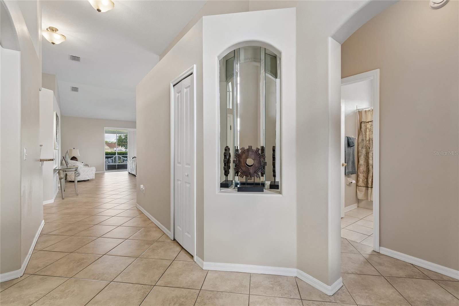 30600 Nickerson Loop Property Photo 4