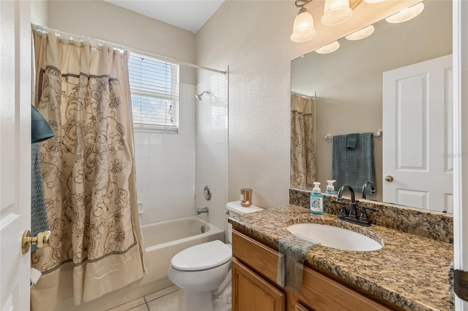 30600 Nickerson Loop Property Photo 8