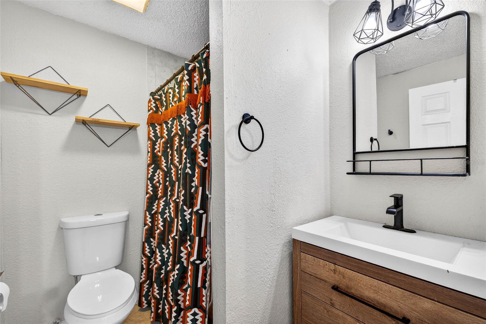 1318 W Rambla St Property Photo 20