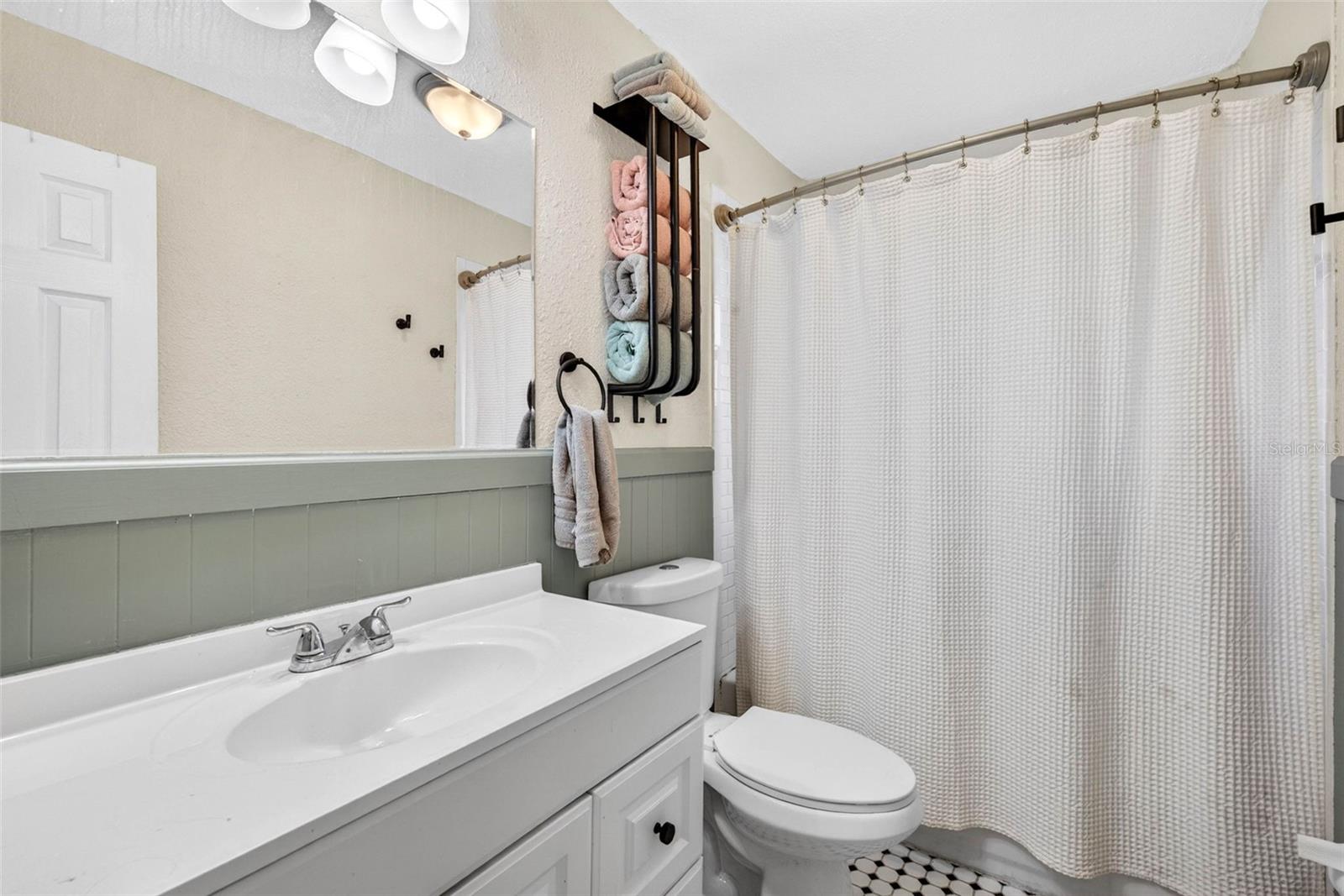 1318 W Rambla St Property Photo 21