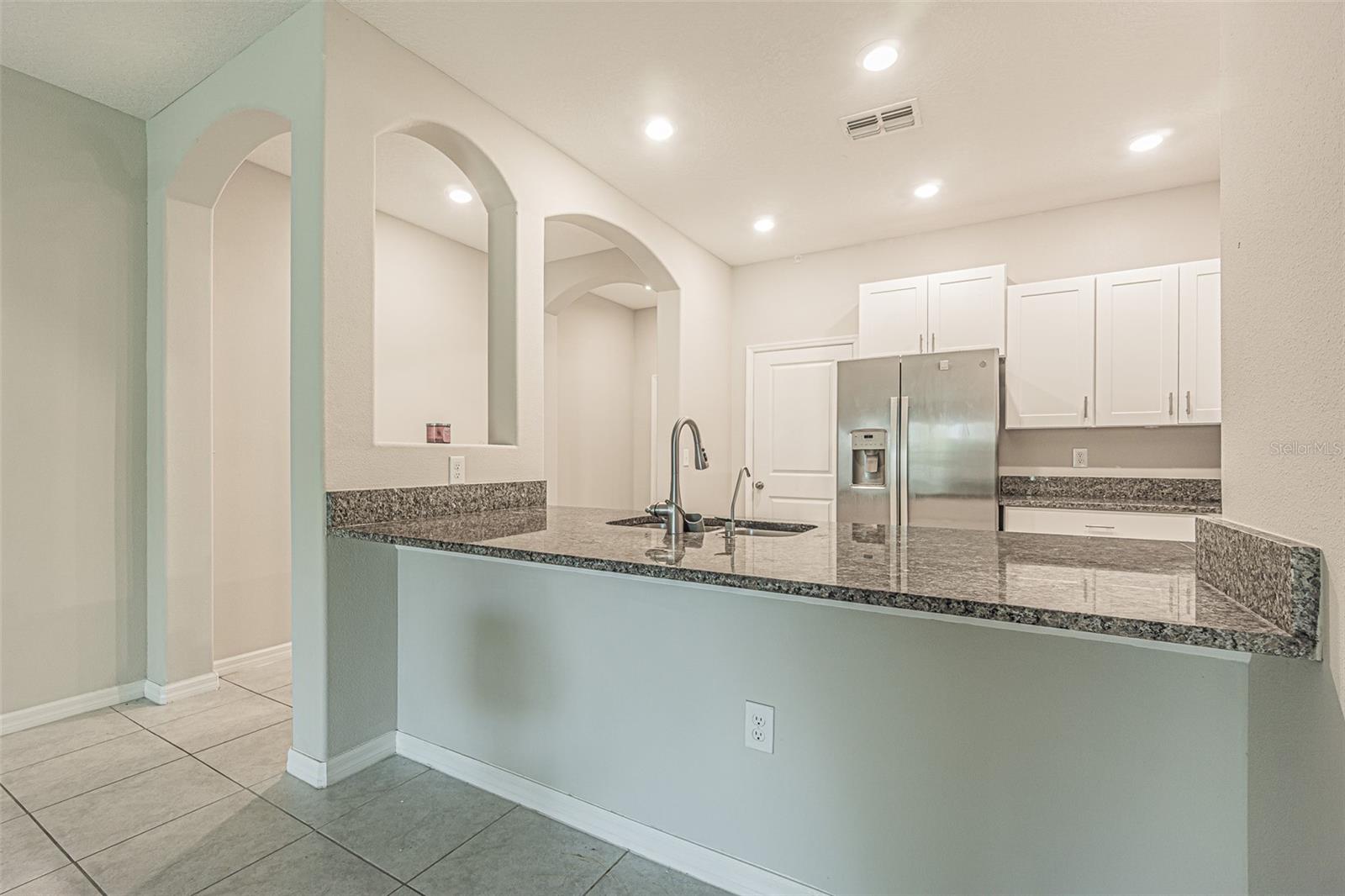 817 Royal Empress Dr Property Photo 18