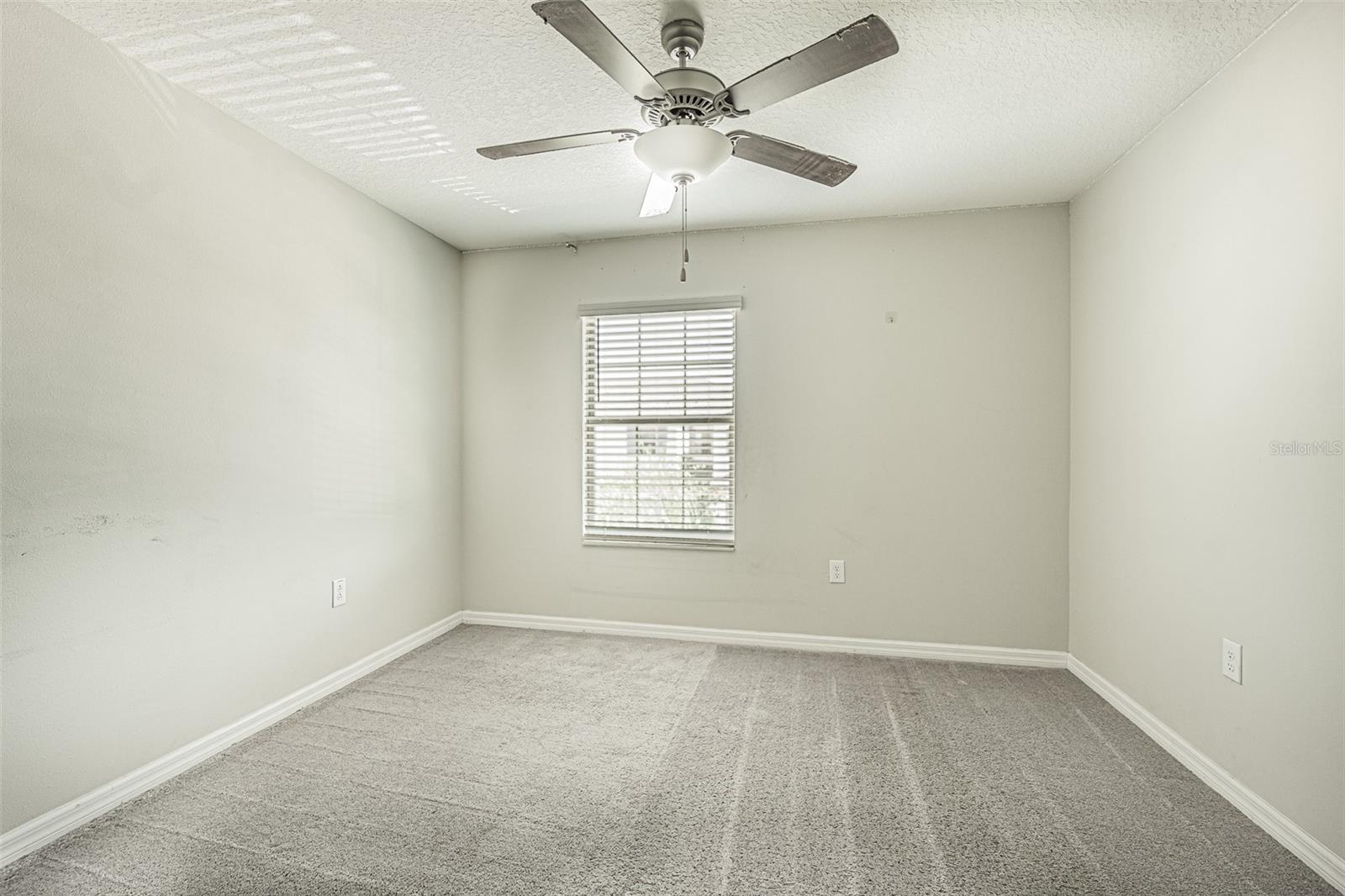 817 Royal Empress Dr Property Photo 22