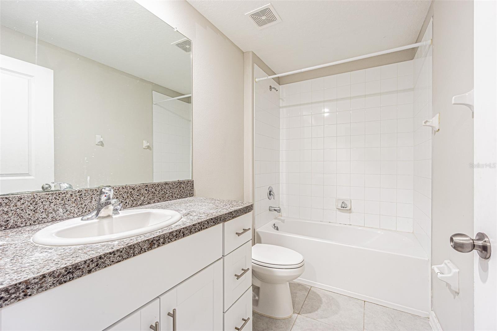817 Royal Empress Dr Property Photo 26