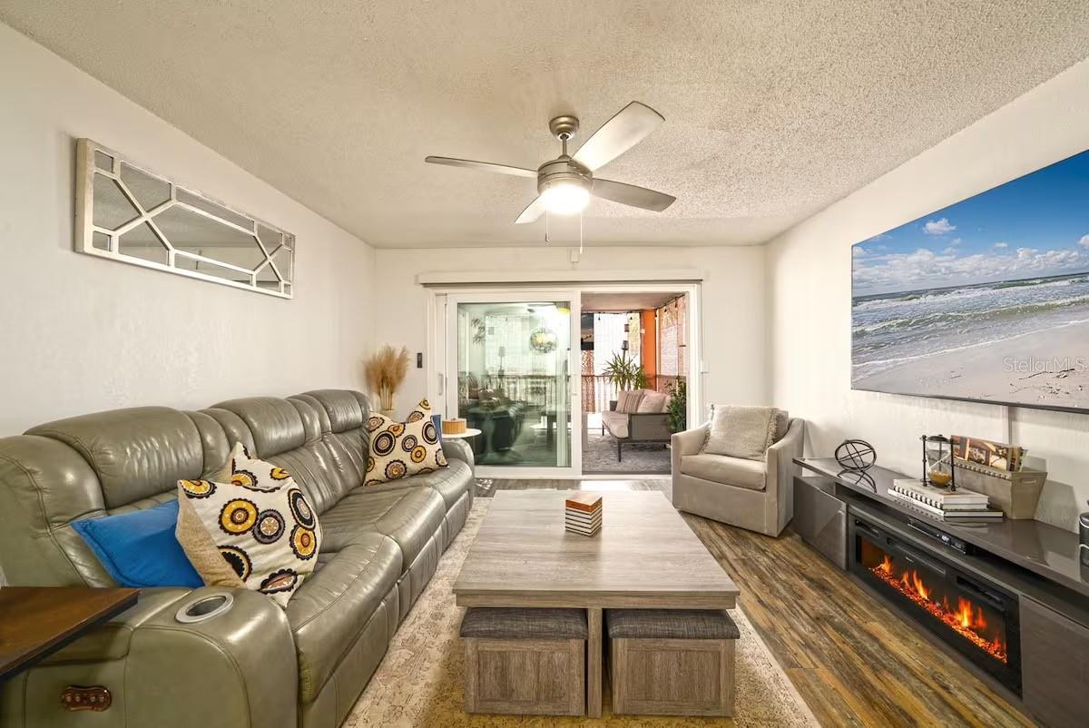 17035 Gulf Blvd #216 Property Photo 7