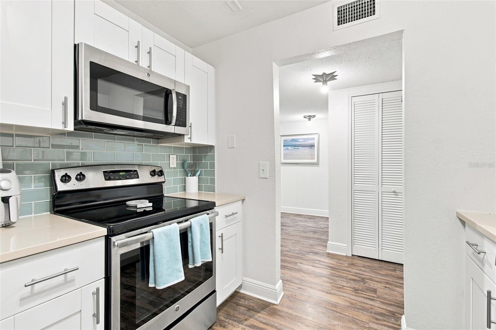 17035 Gulf Blvd #216 Property Photo 9