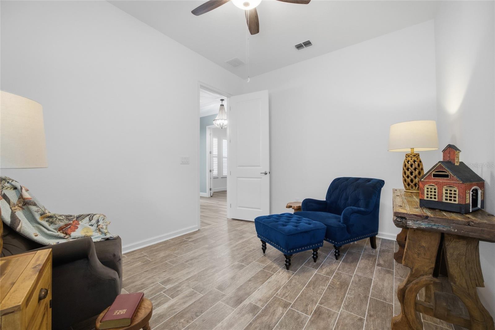 725 Winterside Dr Property Photo 28