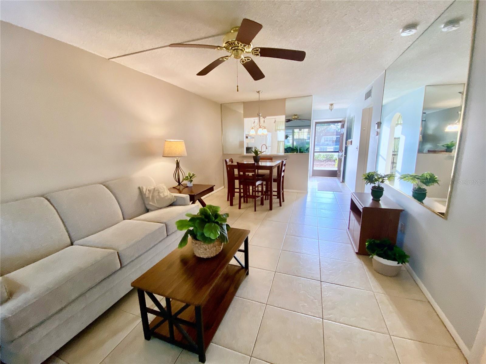 3157 Mission Grove Dr Property Photo 6