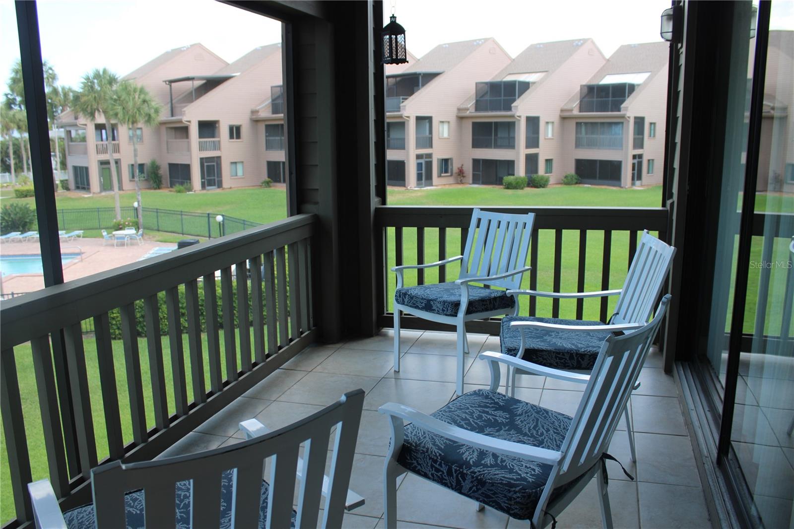 335 Windrush Loop #335 Property Photo 6