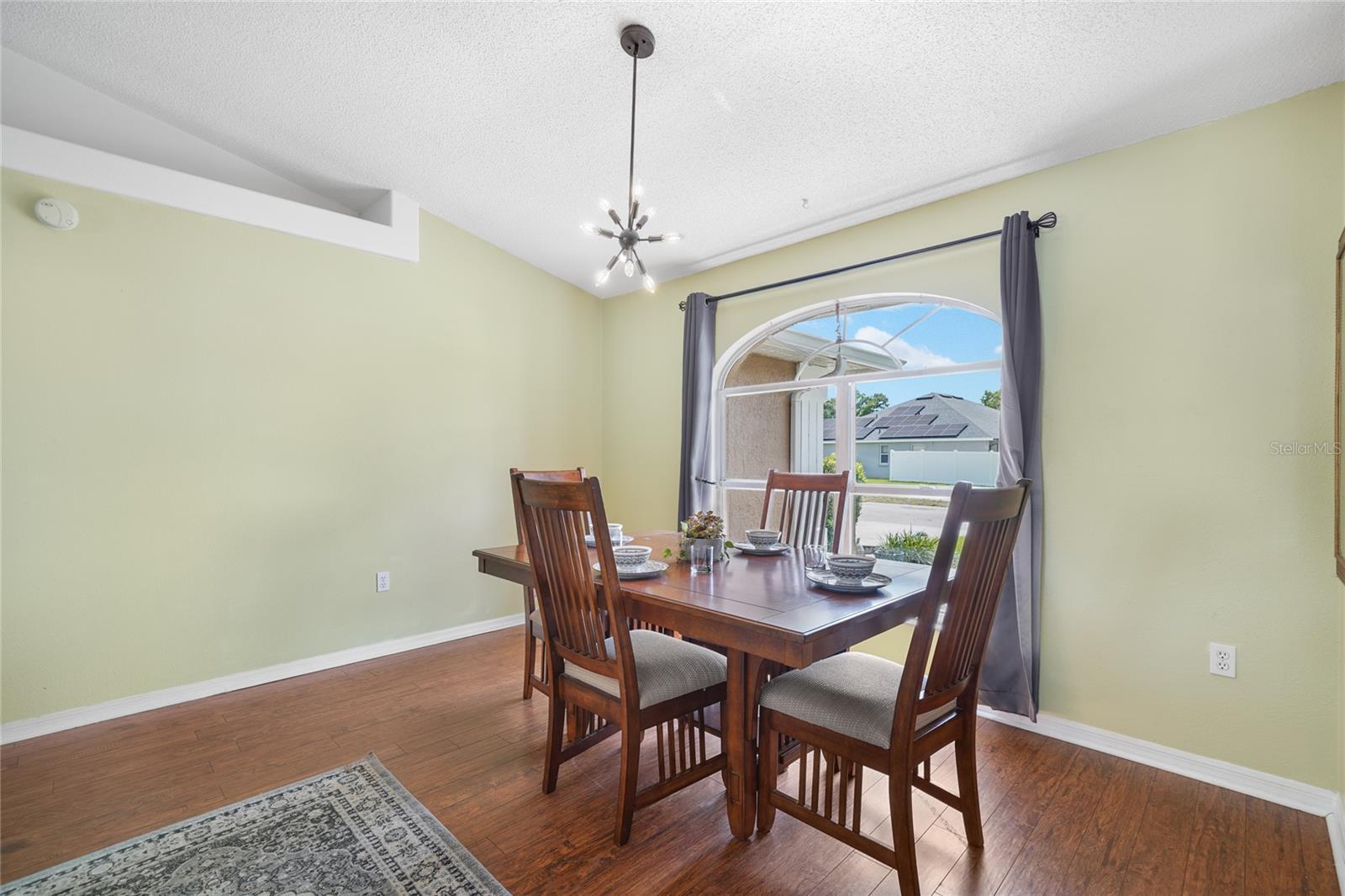6917 Ashbury Dr Property Photo 13