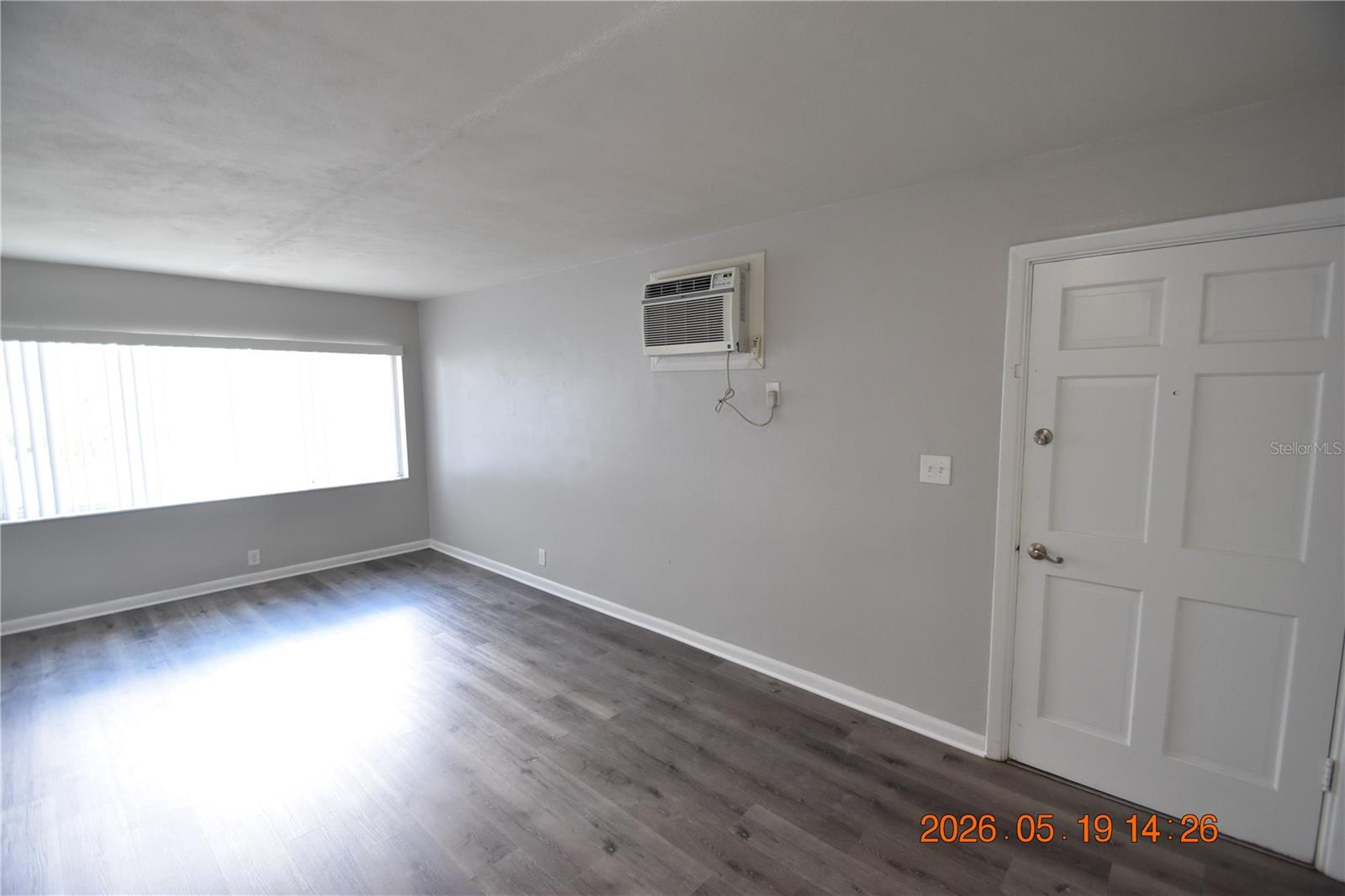 302 Danube Ave #5 Property Photo 2