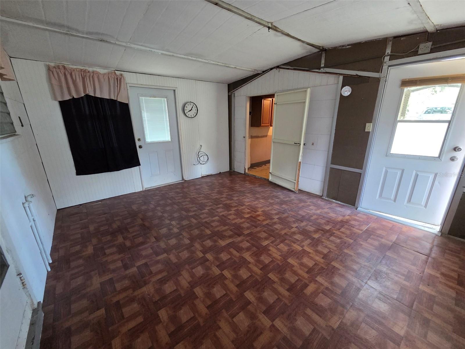 4534 Seaberg Rd Property Photo 6