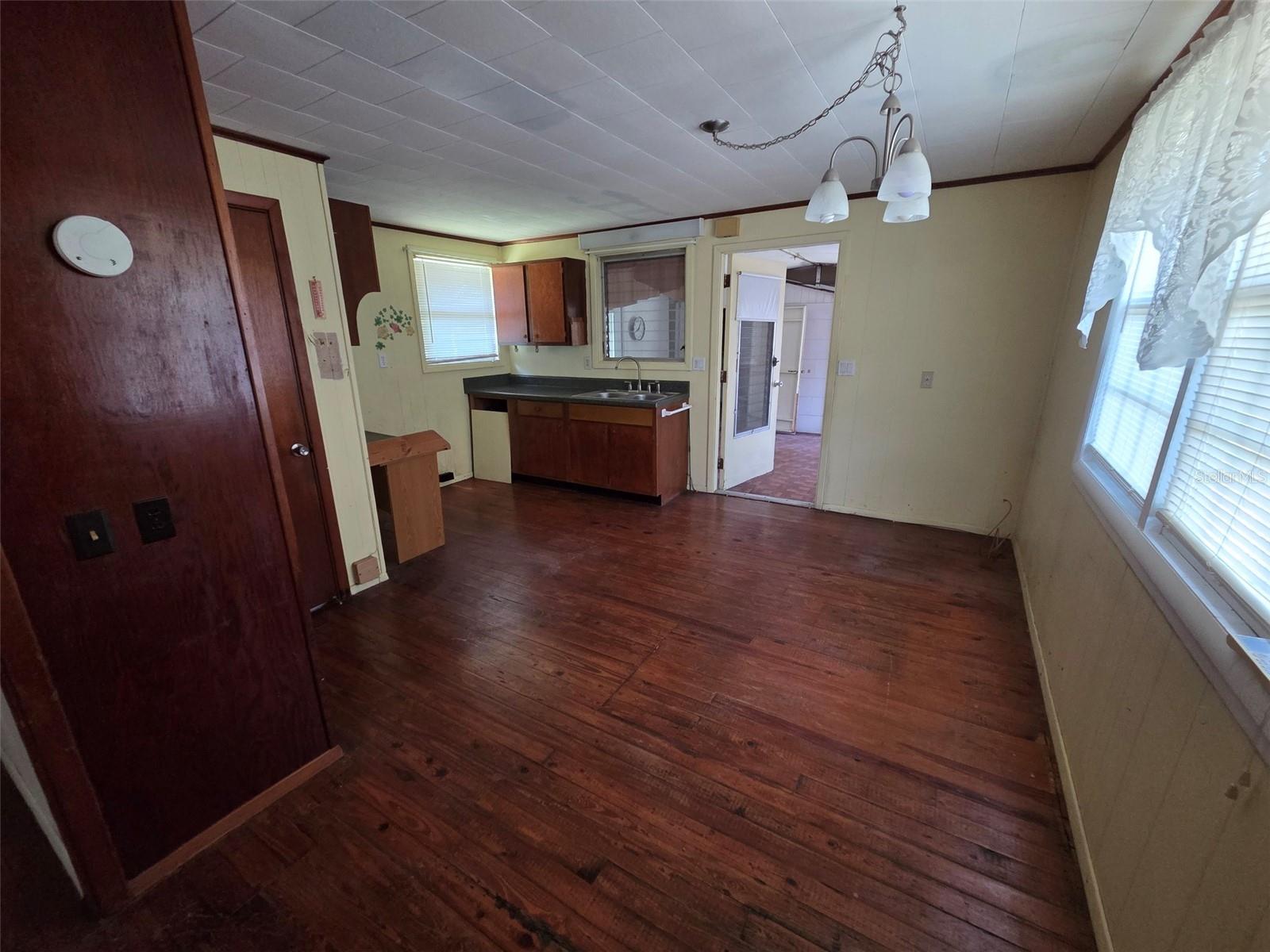 4534 Seaberg Rd Property Photo 9