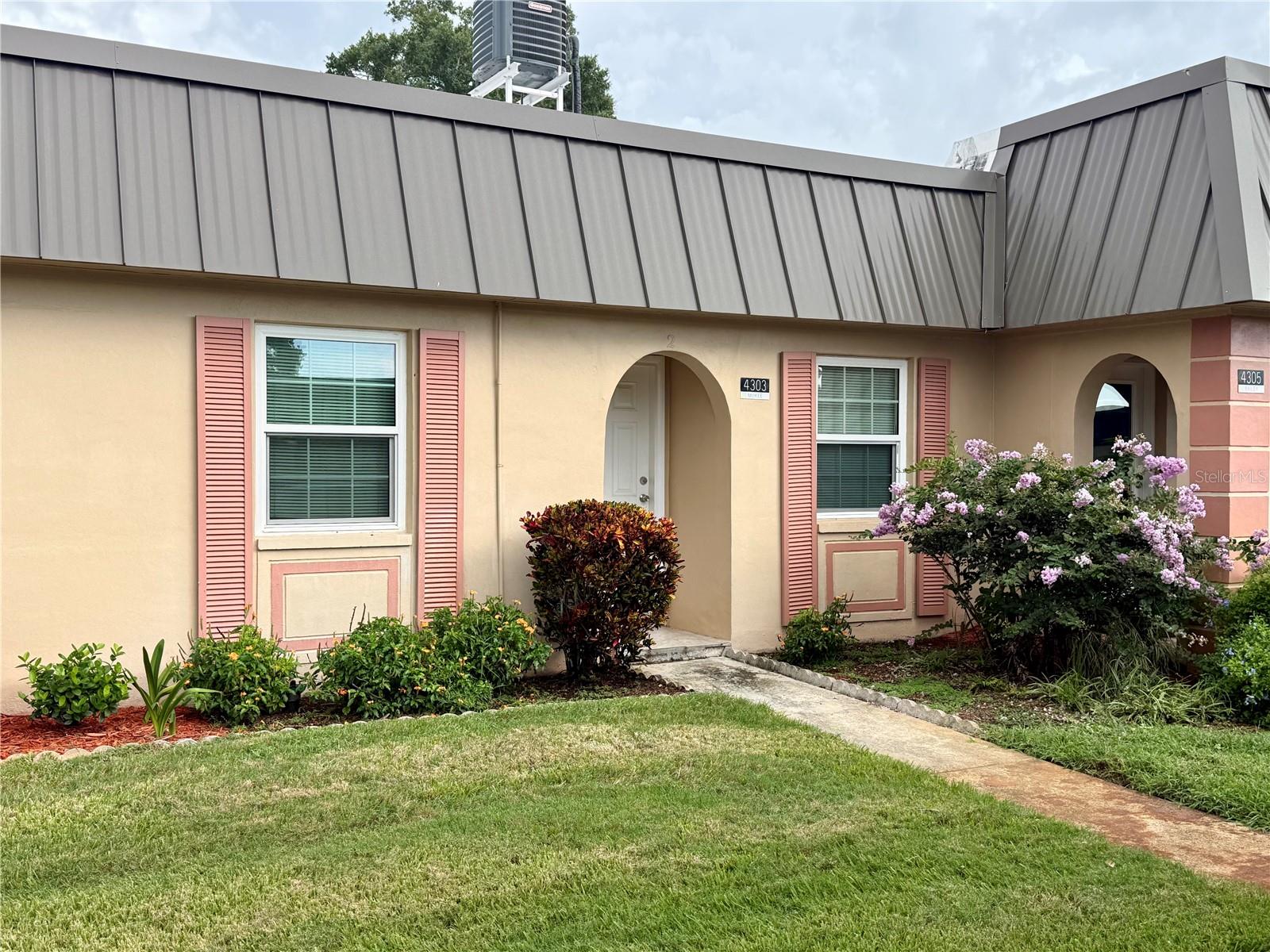 4303 Summersun Dr Property Photo 1