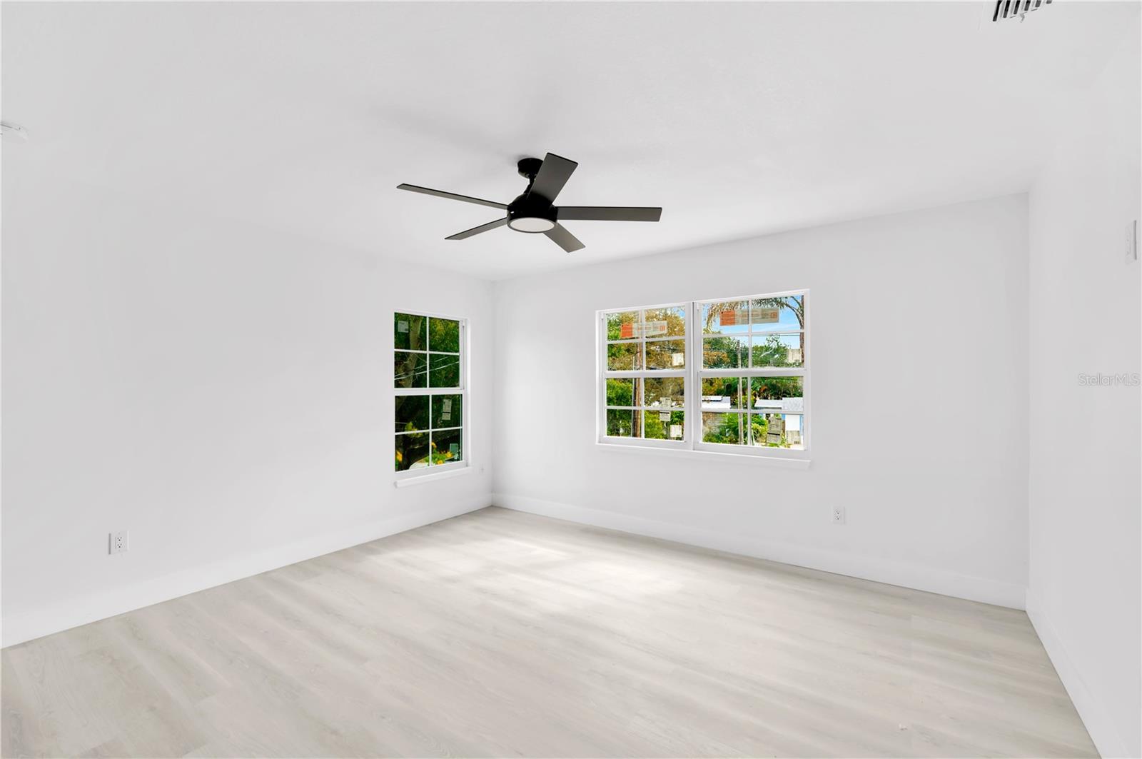 1105 Conant Ave Property Photo 29