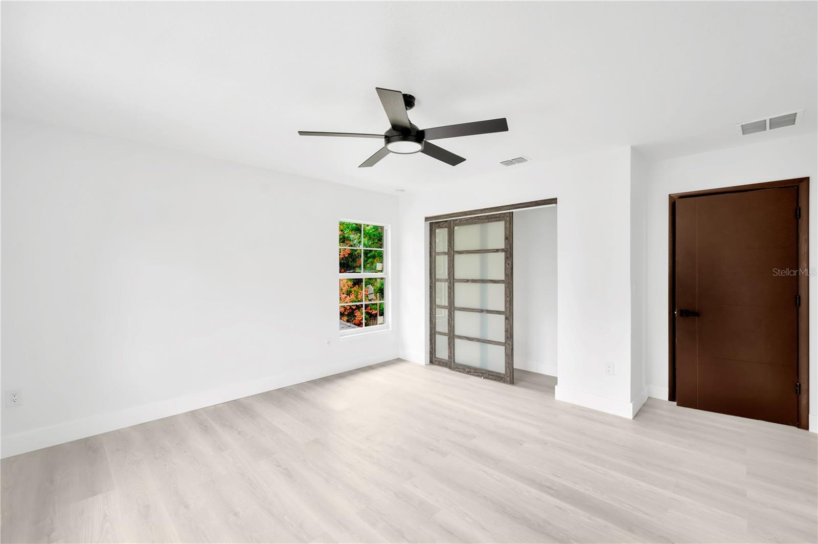 1105 Conant Ave Property Photo 32