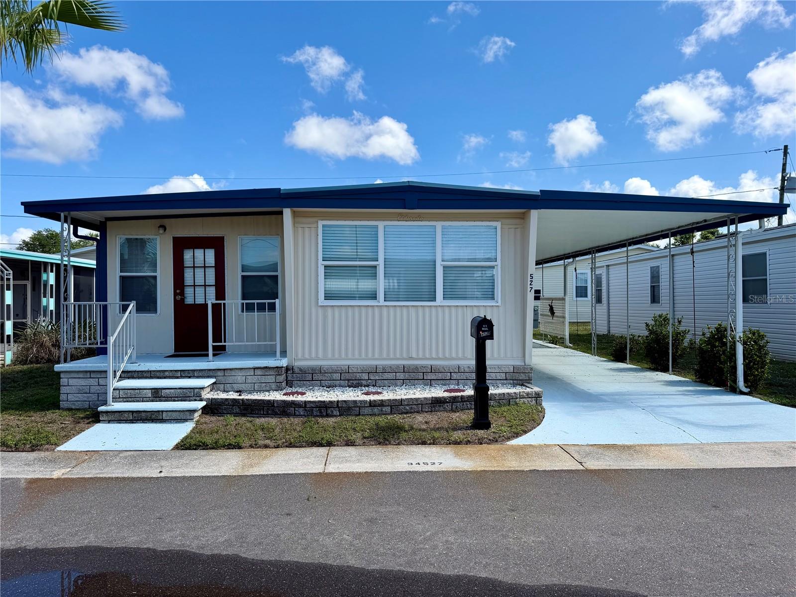 34527 Violet Dr N Property Photo 1
