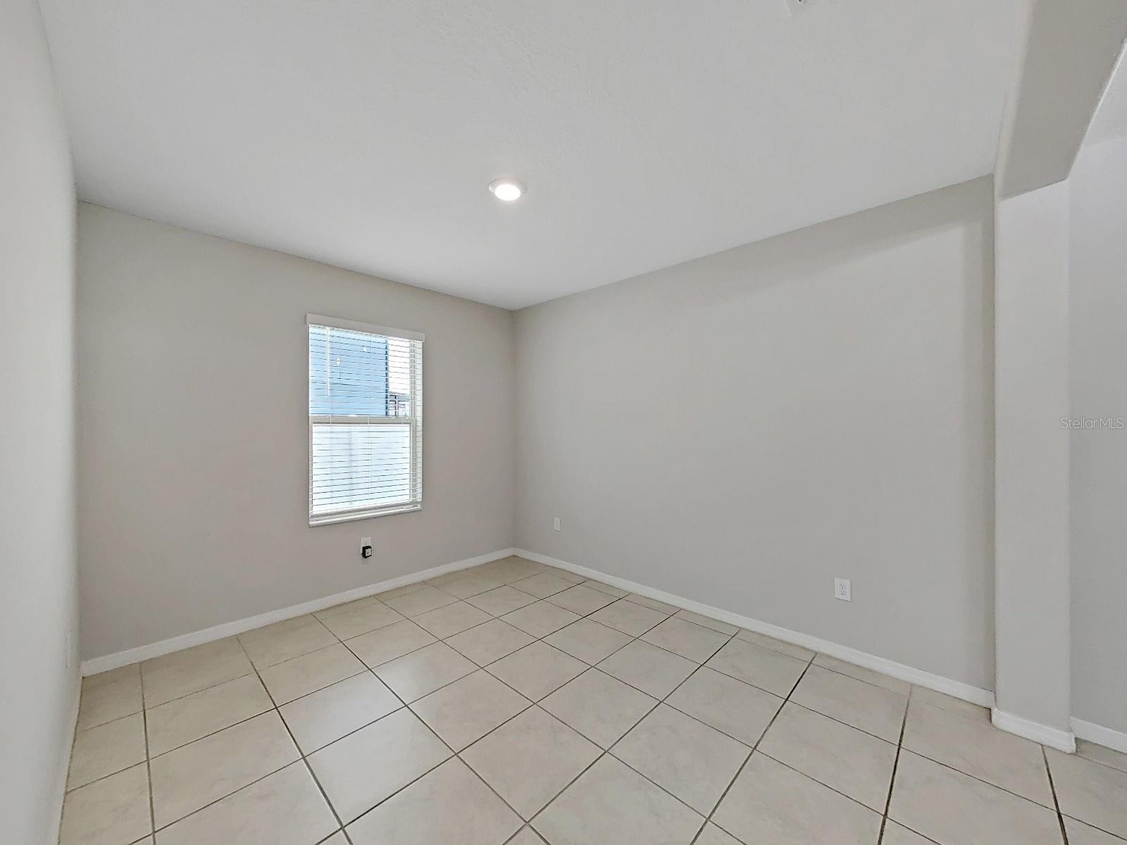 10384 Scarlet Skimmer Property Photo 10