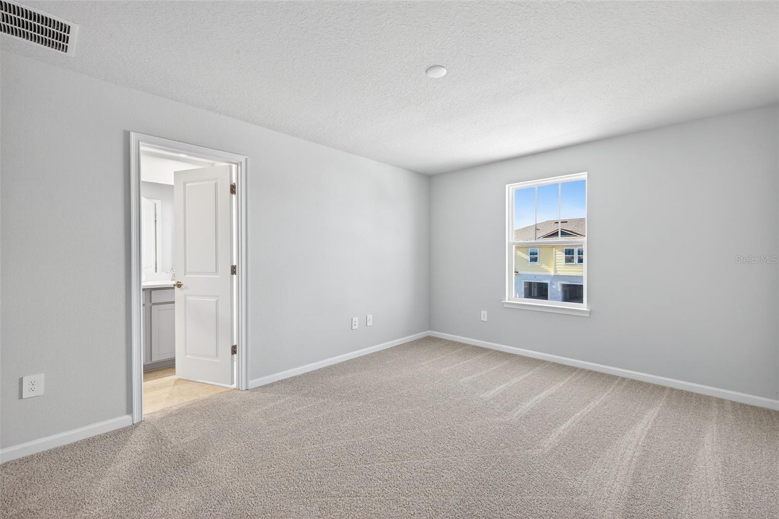 9148 Aurelia Ave Property Photo 17
