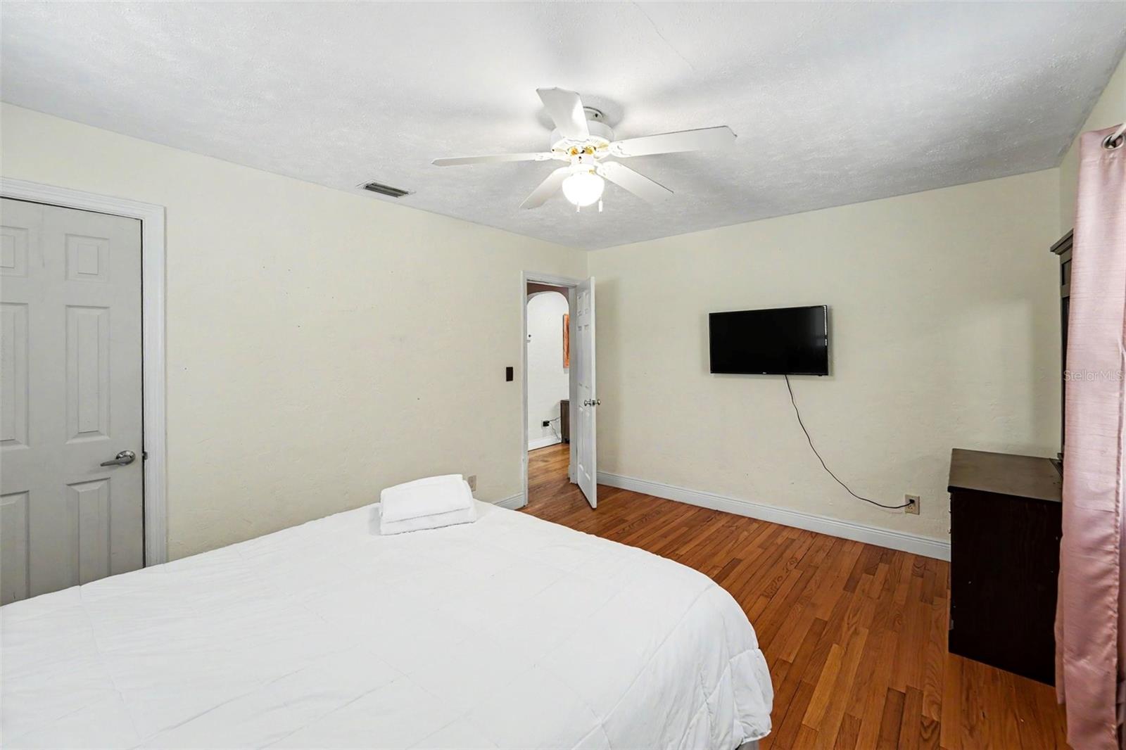 6242 5th Ave N Property Photo 15