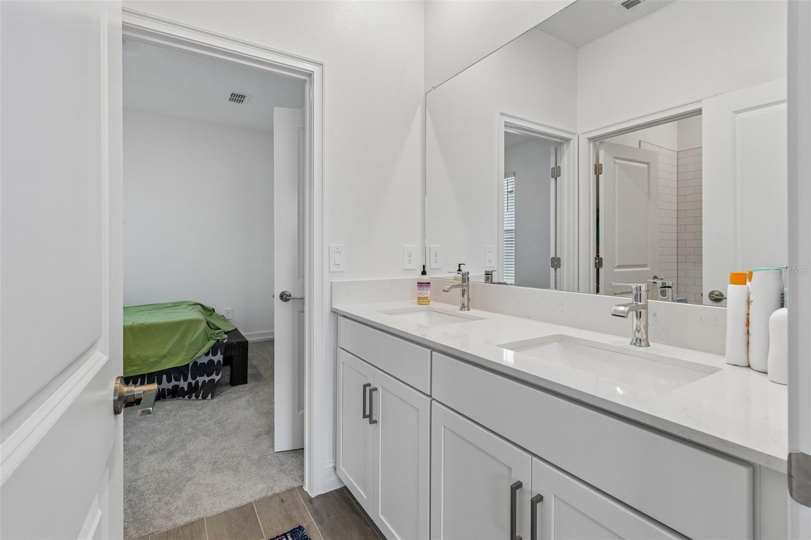 18542 Serene Lake Loop Property Photo 13