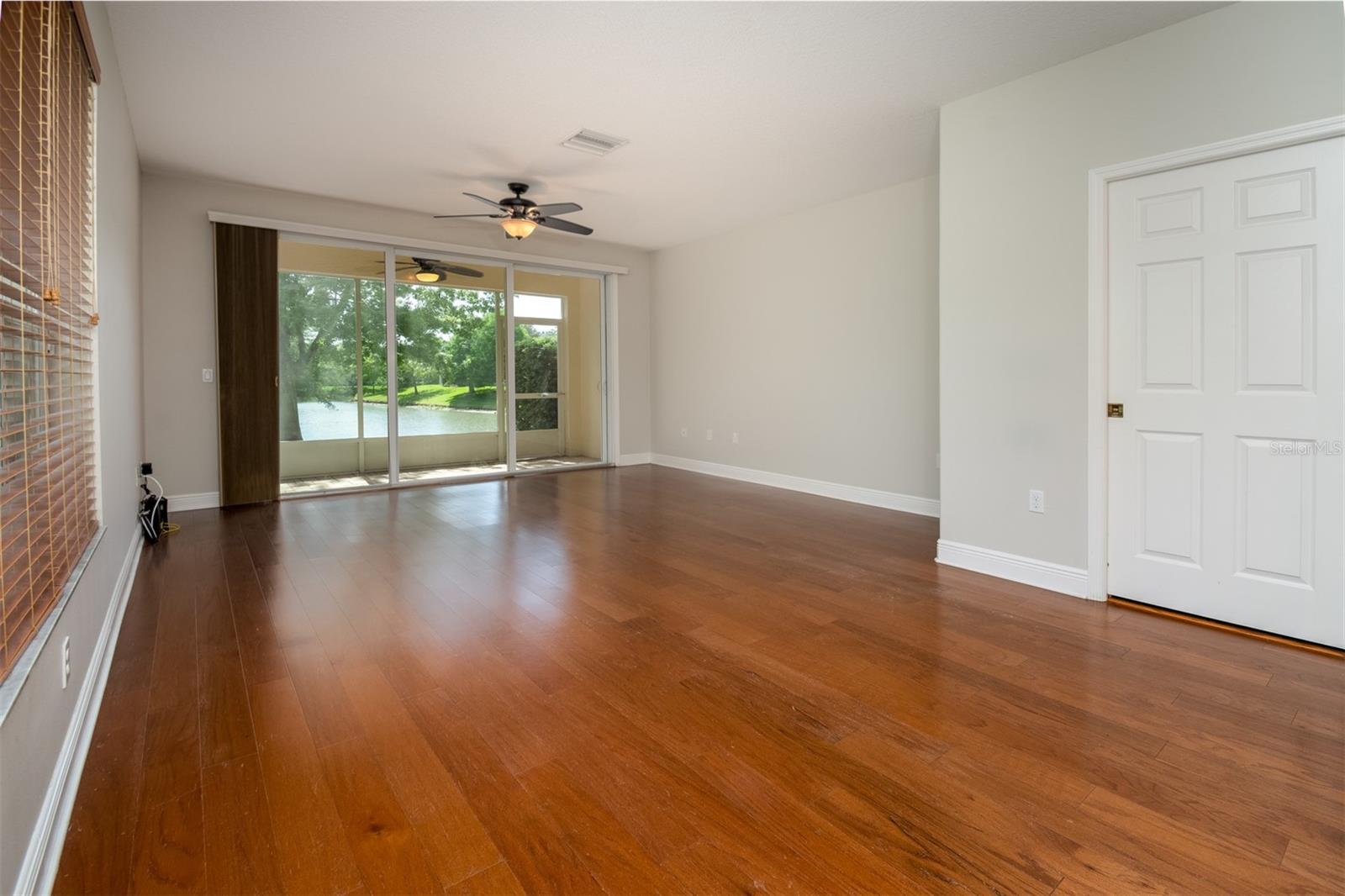403 Harbor Ridge Dr Property Photo 8
