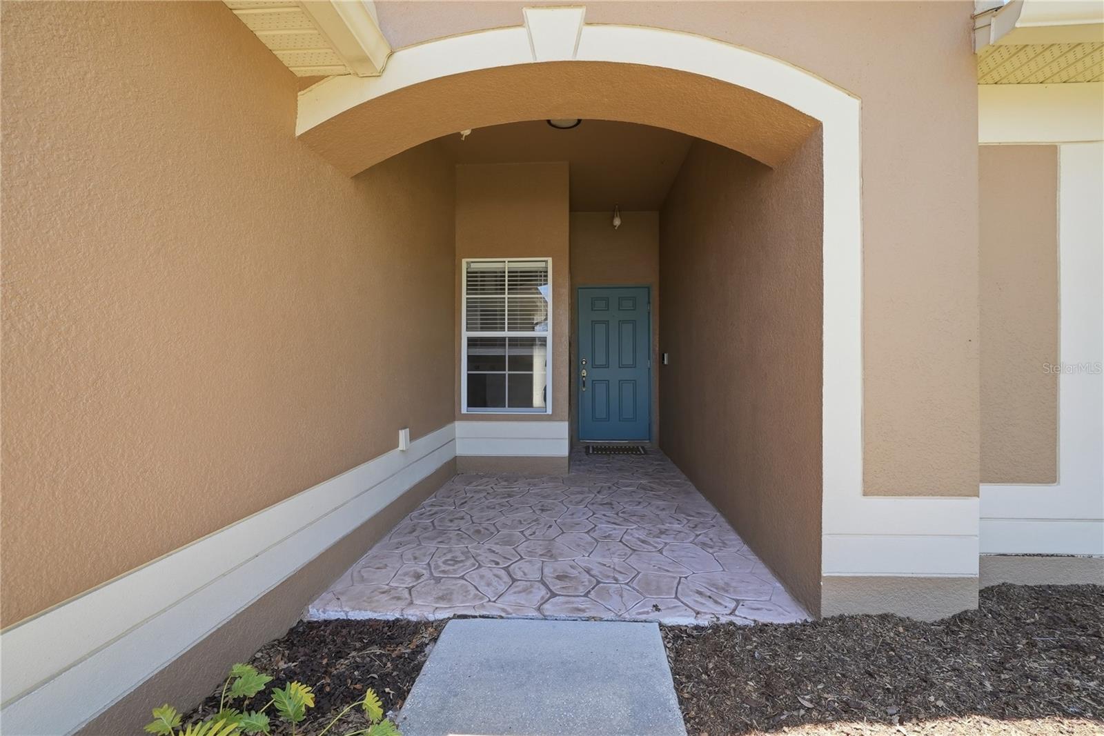 698 Winthrop Dr Property Photo 4
