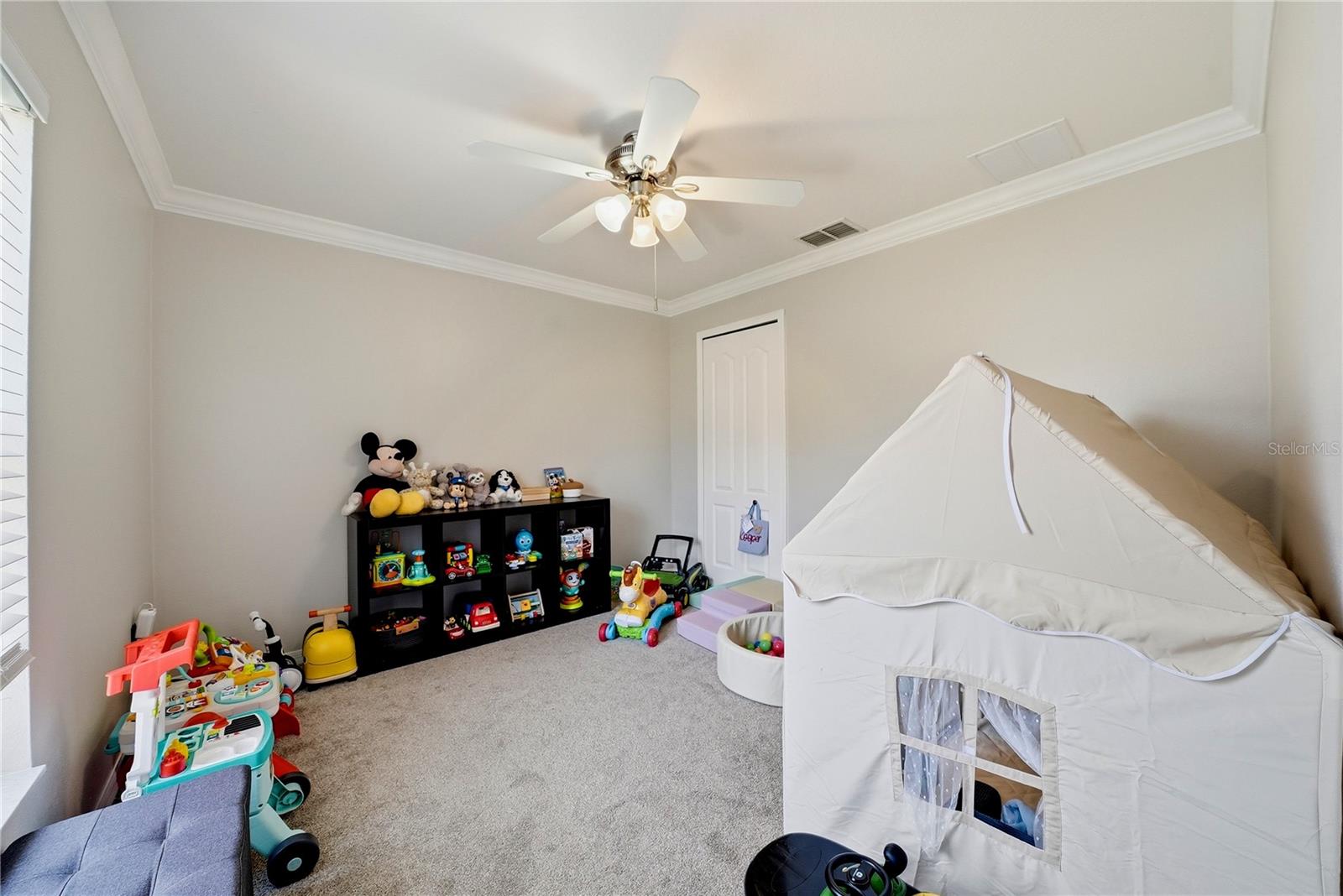 698 Winthrop Dr Property Photo 22