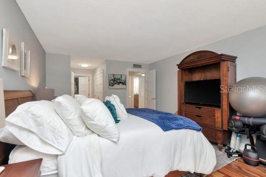 220 Belleview Blvd #203 Property Photo 18