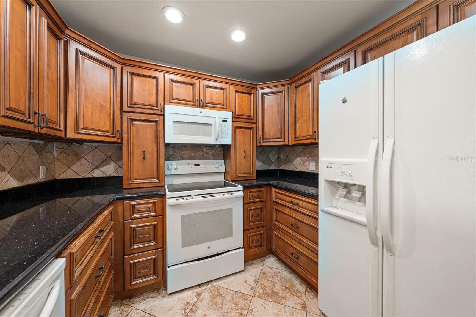 100 Bluff View Dr #506c Property Photo 7