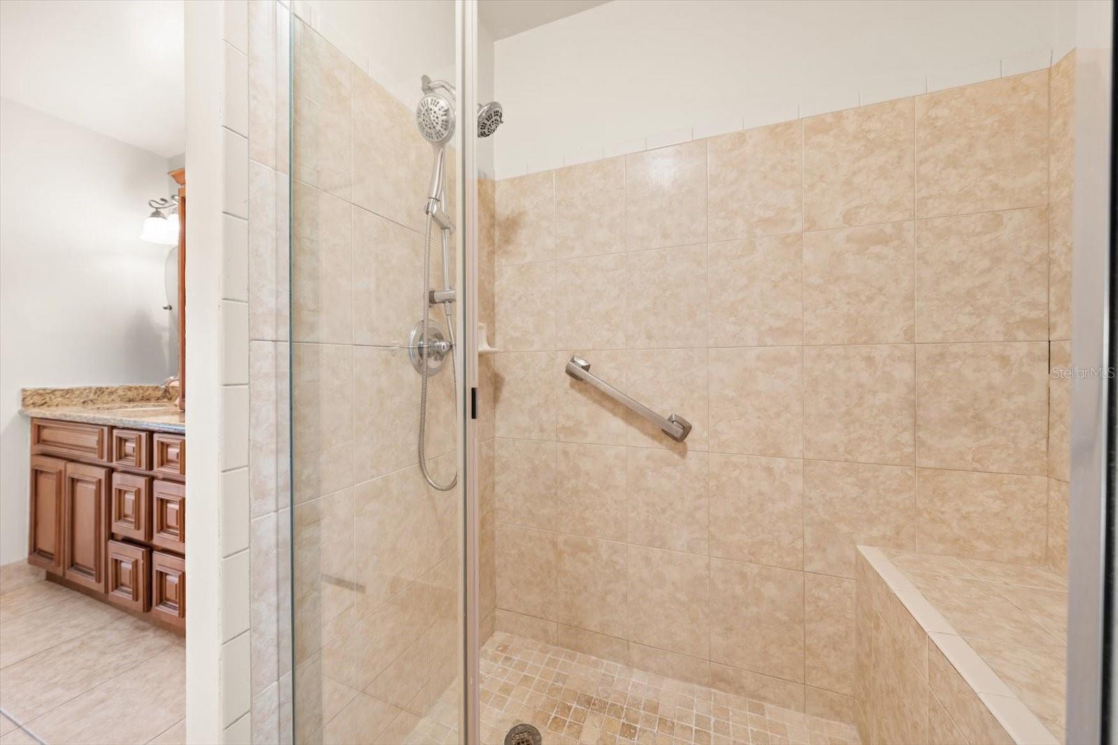 100 Bluff View Dr #506c Property Photo 20