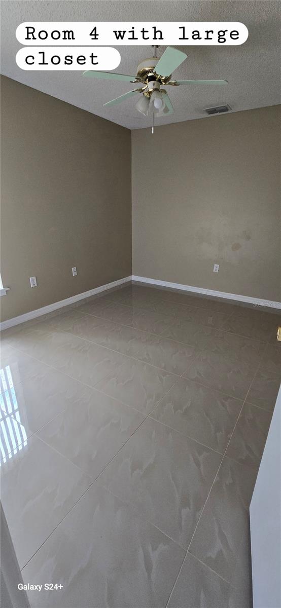131 Clowson Ct Property Photo 23